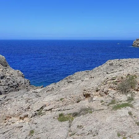 Cala'n Blanes Sleeps 9 Pool Air Con Wifi 别墅