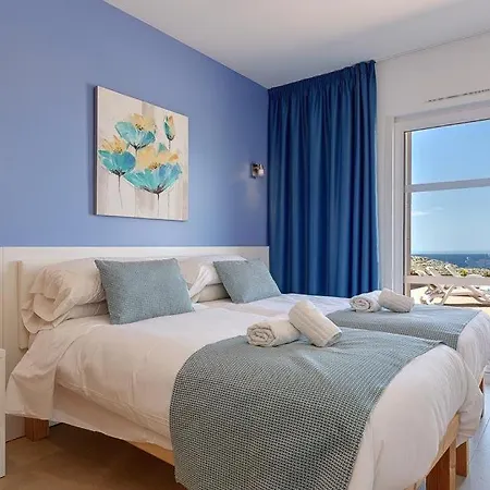 Villa Cala'n Blanes Sleeps 9 Pool Air Con Wifi